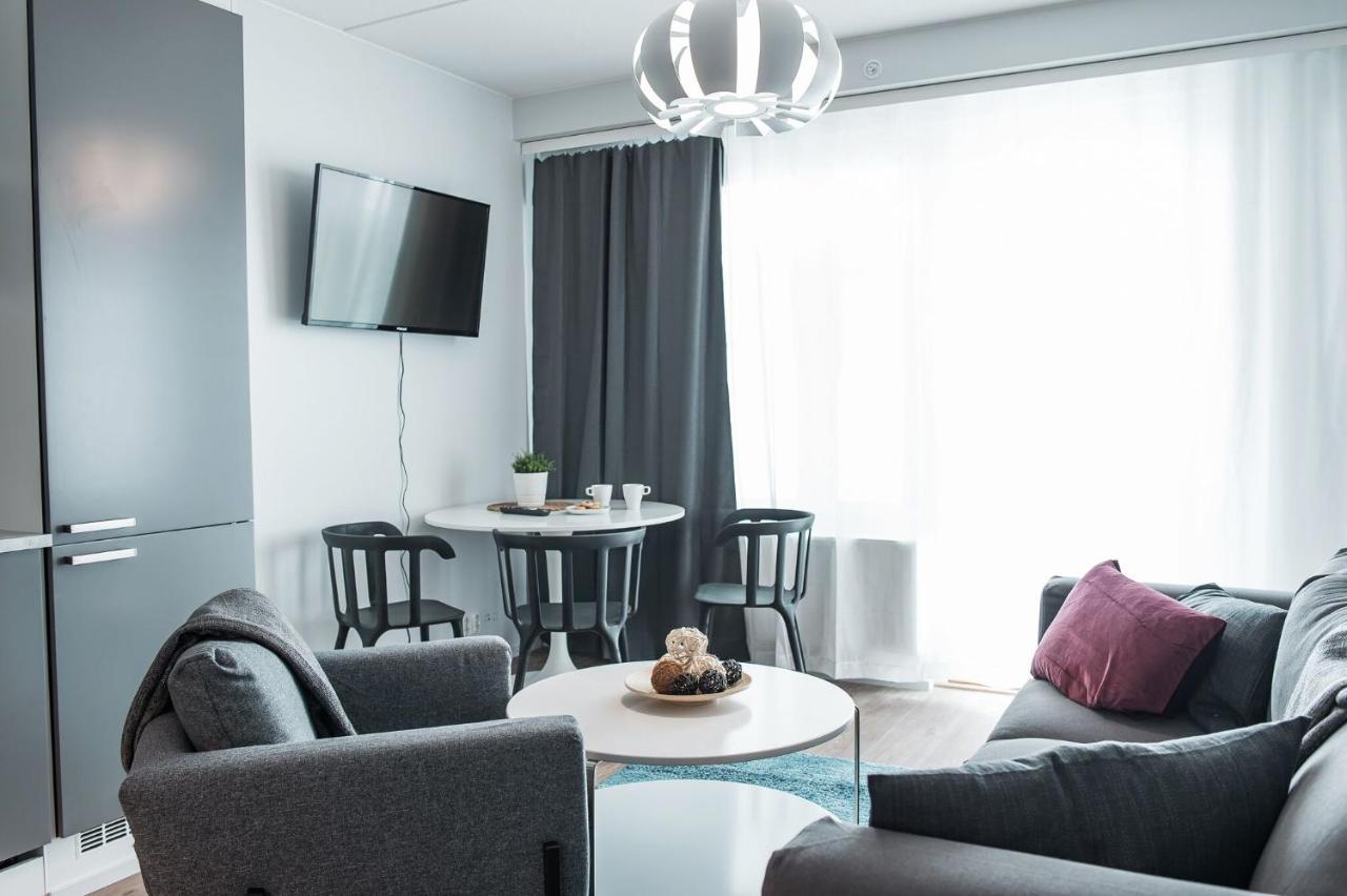 Forenom Serviced Apartments Vantaa Neilikkatie Exterior photo