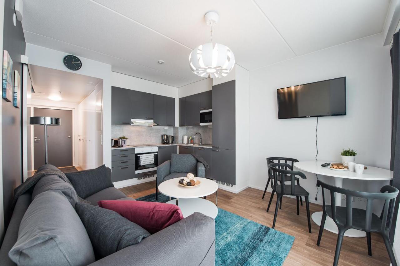 Forenom Serviced Apartments Vantaa Neilikkatie Exterior photo